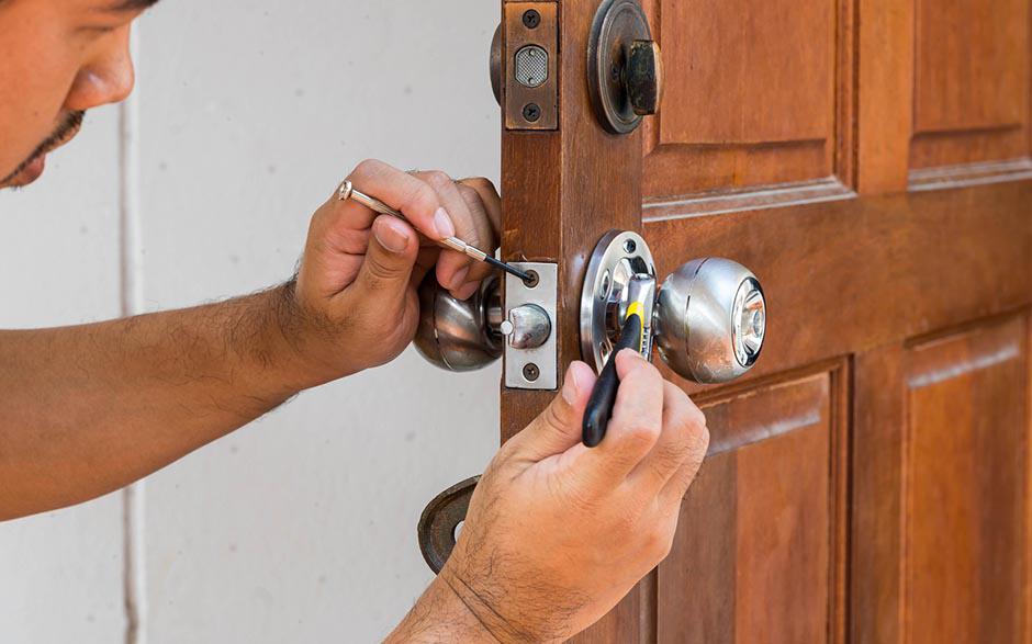 urgents serrure porte blindée Champs-sur-Marne